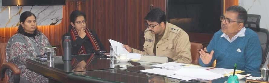 Bokaro News : निष्पक्ष व शांतिपूर्ण तरीके से संपन्न करायें निर्वाचन की प्रक्रिया : डीसी