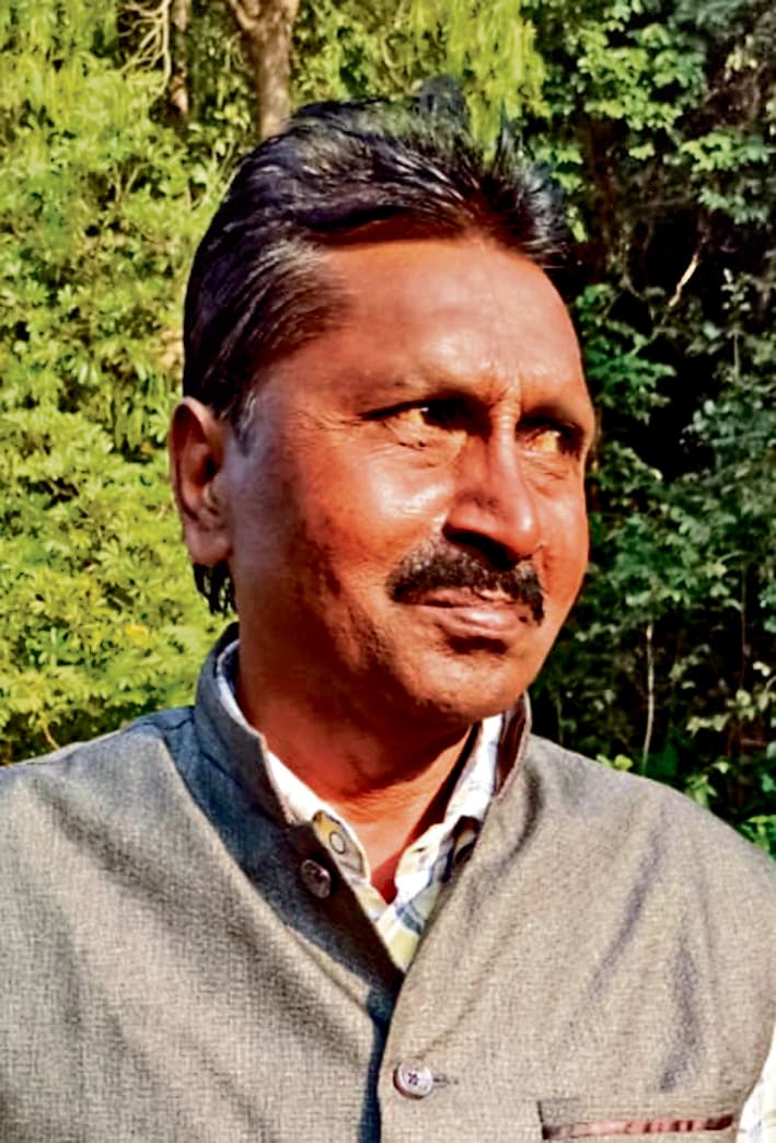 Chaibasa News : सेल के ठेकेदार ने कार्यालय में फांसी लगाकर की आत्महत्या