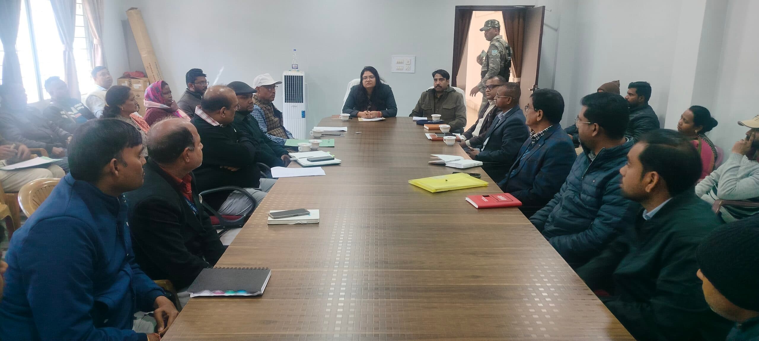 Chaibasa News : पोड़ाहाट स्टेडियम में मुख्य समारोह, 10:30 बजे ध्वजारोहण