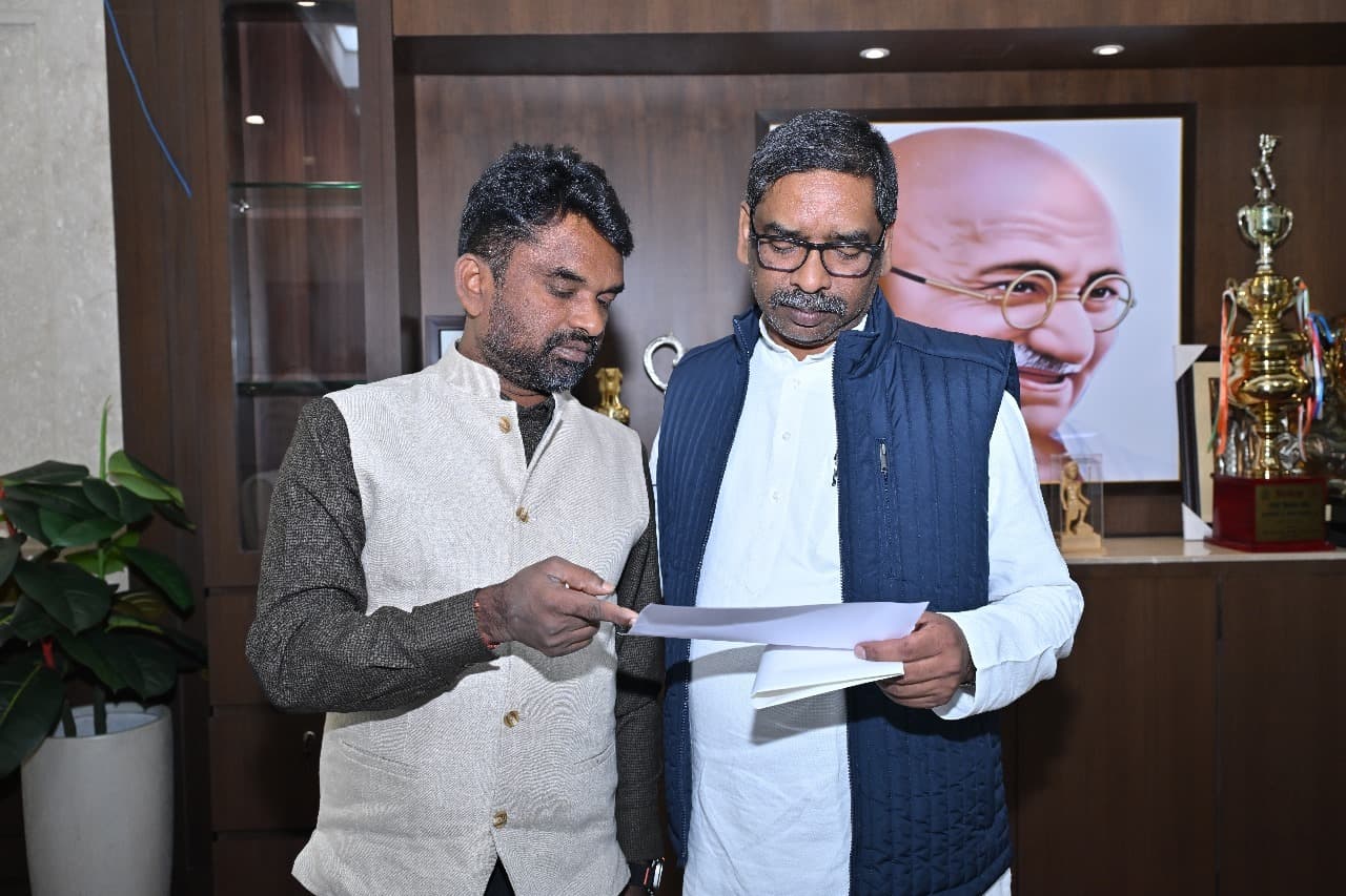 East Singhbhum News : टाटानगर-बड़ौदा घाट सड़क की मरम्मत को ~4.17 करोड़ की मंजूरी