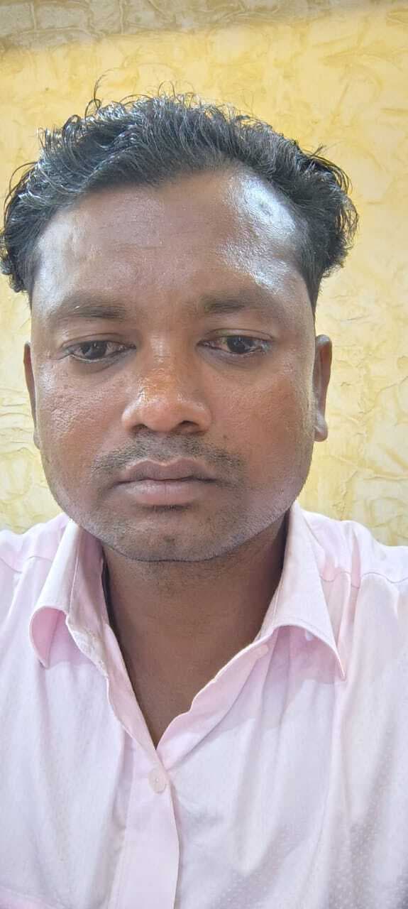 सड़क दुर्घटना में बाइक सवार युवक की मौत