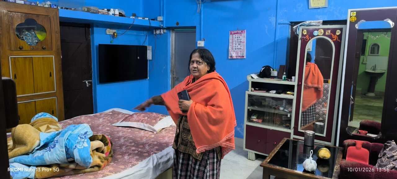 बदमाशों ने चाकू से डराकर महिला के लूटे आभूषण