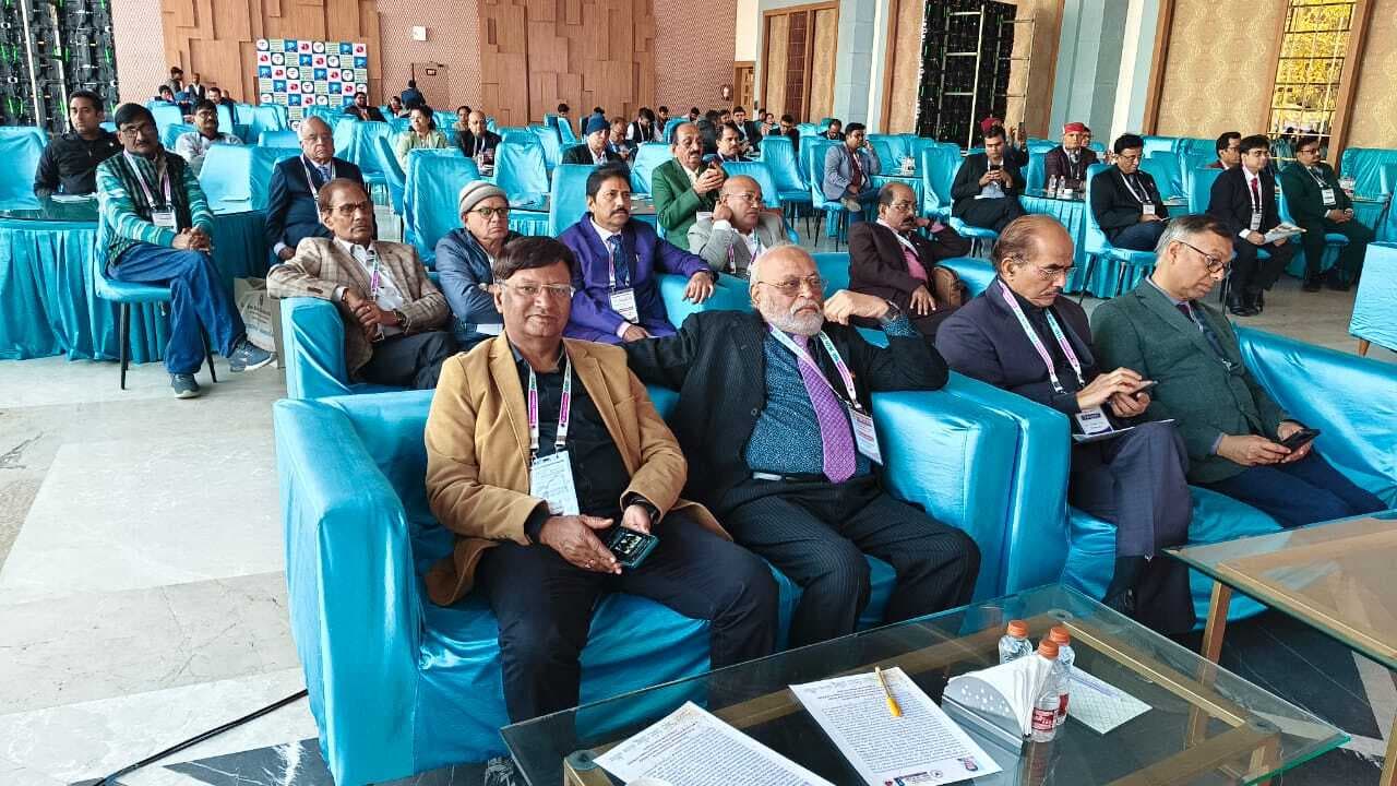 Deoghar news : जीवनशैली में बदलाव से मधुमेह पीड़ितों की  दवाओं पर कम हो सकती है निर्भरता : डॉ माहेश्वरी