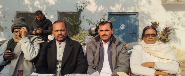 गांव-गांव पहुंचकर कांग्रेसी देंगे केंद्र सरकार के गलत नीतियों की जानकारी