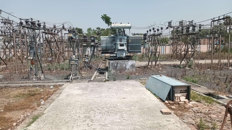 Bihar/Samastipur News:बकरी के लिए चारा लाने गई थी तारा, करंट ने छीनी जिंदगी, परिवार में पसरा मातम.