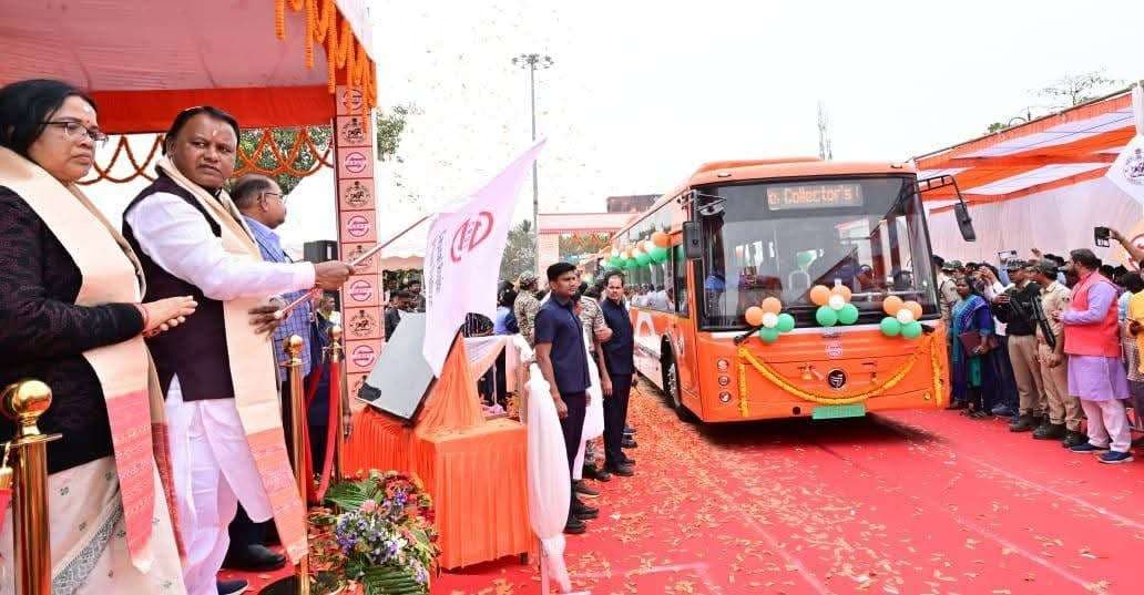 Sambalpur News: संतुलित विकास से खुशहाल ओडिशा का निर्माण हमारी प्रतिबद्धता : मोहन माझी