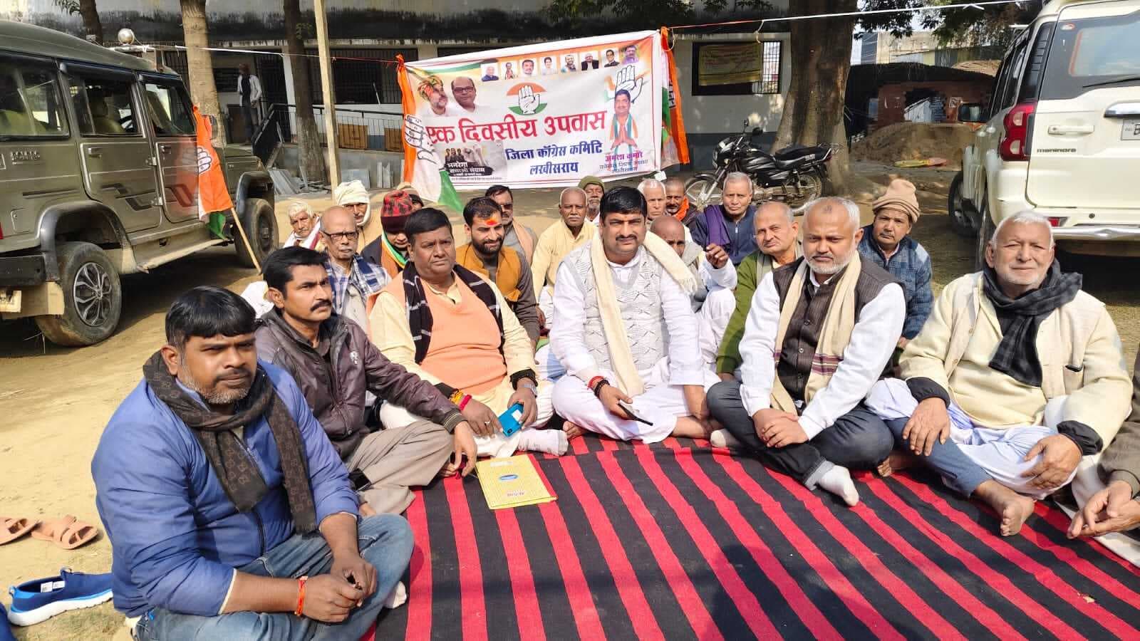 भाजपा देश के ऐतिहासिक मूल्यों को खत्म करने की रच रही साजिश