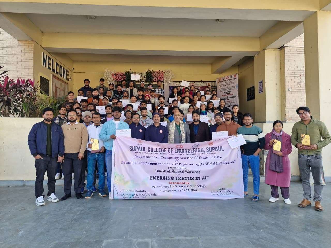 राष्ट्रीय कार्यशाला में छात्रों ने आधुनिक तकनीकी के संबंध में ली जानकारी