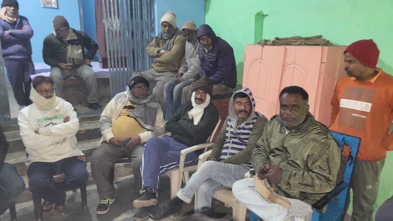 जलजमाव स्थल को लेकर विवाद, रोका गया मिट्टी भराई का कार्य