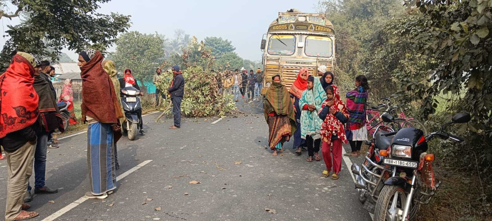 पूर्णिया में 24 घंटे के दौरान दो अलग-अलग सड़क हादसे में चार की मौत