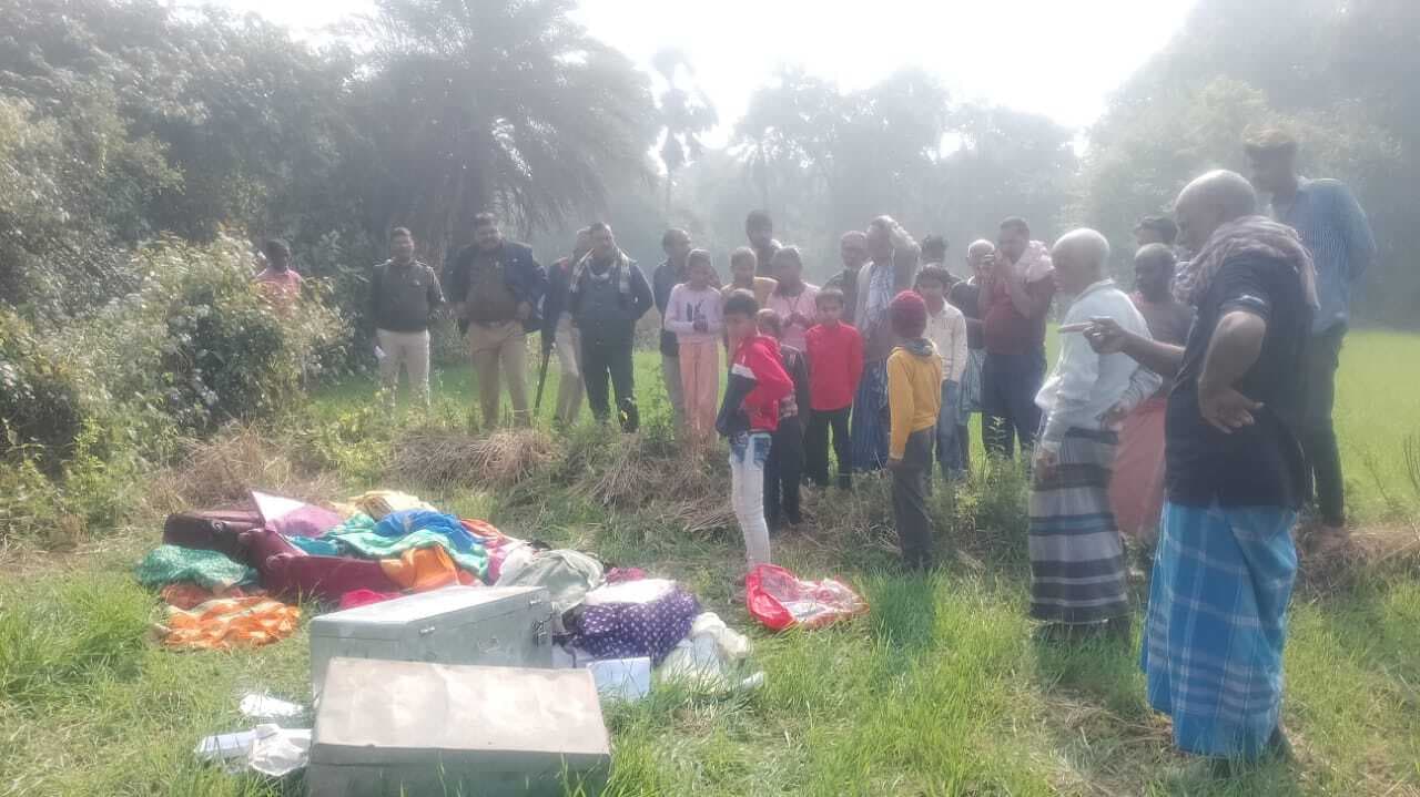 चोर ने घर से उड़ाये कैश सहित चार लाख की संपत्ति