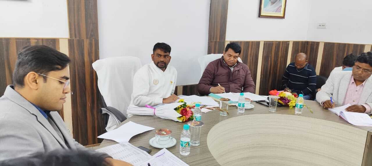 पुस्तकालय व सड़क सुरक्षा पर दिया विशेष जोर