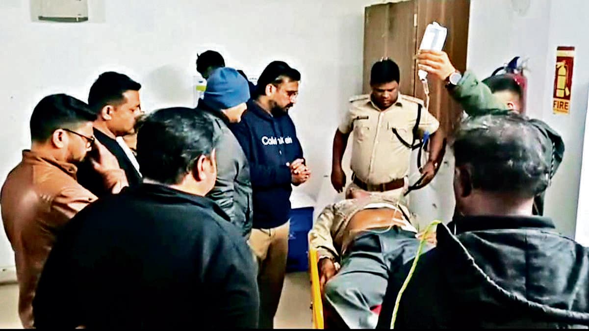 Sundergarh News : पूर्व मंत्री के रिश्तेदार पर फायरिंग पेट में लगी गोली, गंभीर