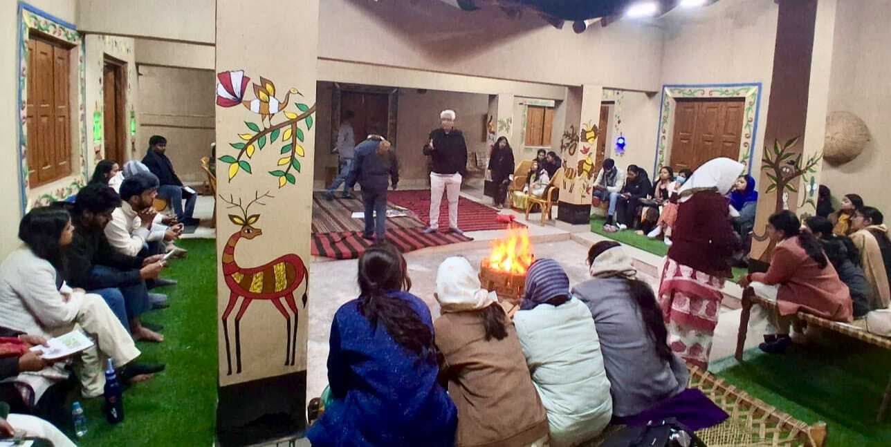 East Singhbhum News : जेपीएससी प्रशिक्षु अधिकारियों को मिला प्रशिक्षण, विकास योजनाओं पर मंथन