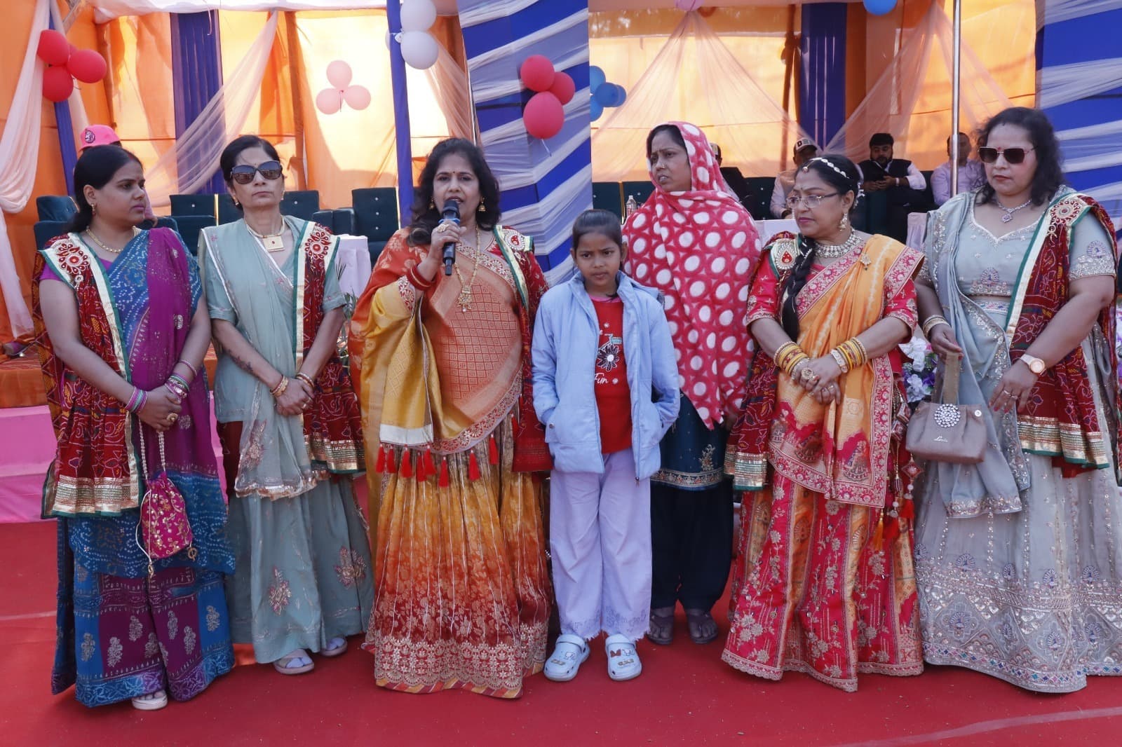 Dhanbad News: आनंद मेला : सामाजिक सरोकार और महिला सशक्तीकरण का संदेश