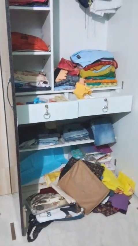 गायत्री नगर में बंद घर का ताला तोड़कर चोरों ने उड़ाये लाखों के सामान