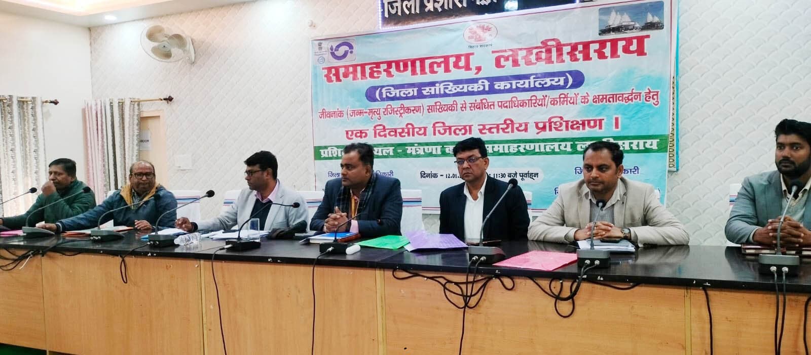 जन्म व मृत्यु का शत-प्रतिशत पंजीकरण है अत्यंत आवश्यक: डीएम