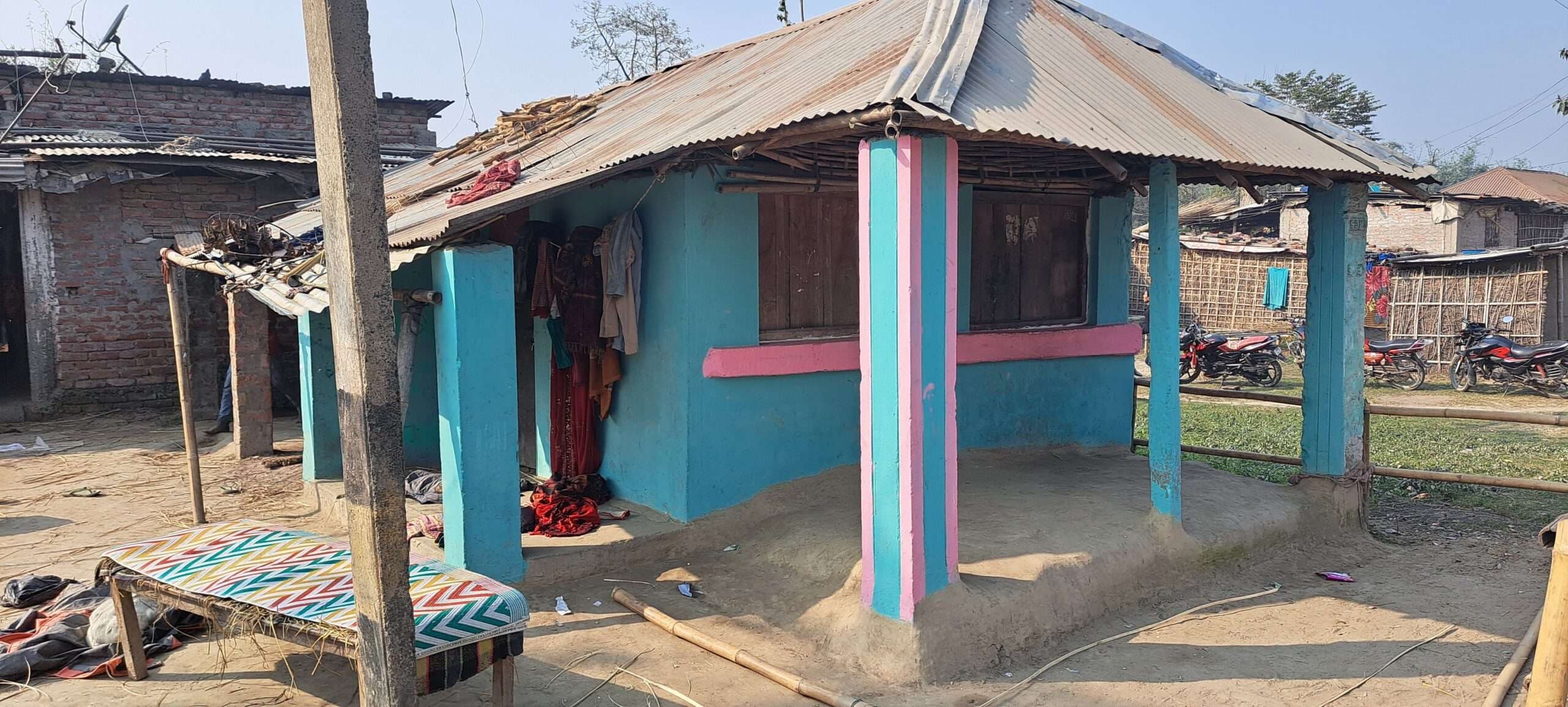 बीड़ी देने से मना किया तो नशेड़ियों ने वृद्धा को पीट-पीटकर मार डाला