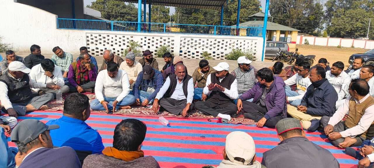 खरमास बाद कमेटी गठित कर संवेदकों ने काम करने का निर्णय लिया