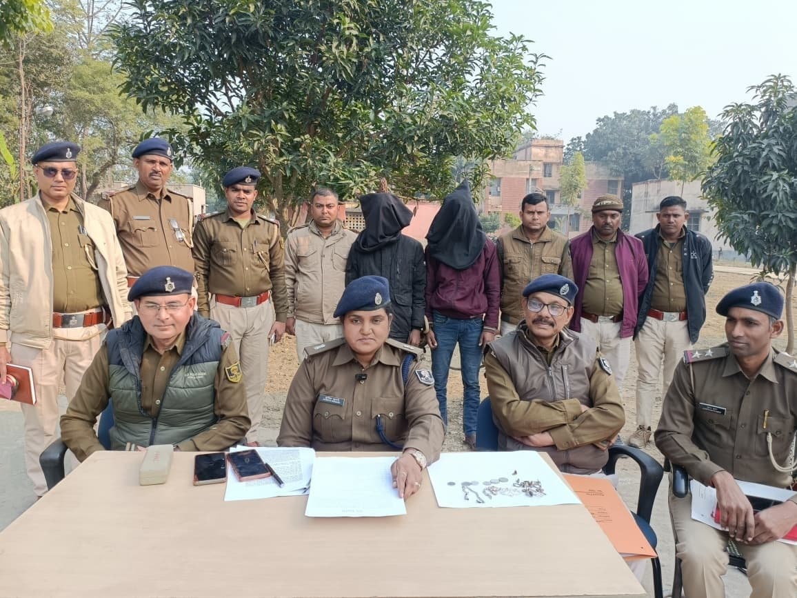 बिहार के सीतामढ़ी में यूएई के सिक्कों समेत बड़ी बरामदगी