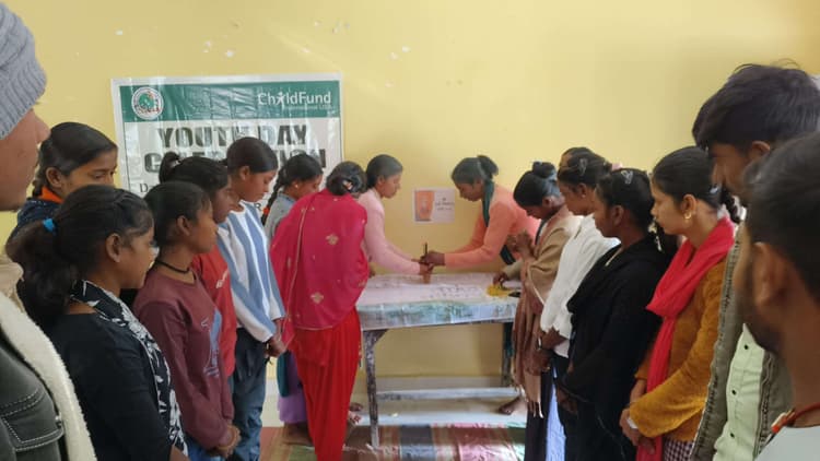 स्वामी जी के विचारों को आत्मसात करना आवश्यक