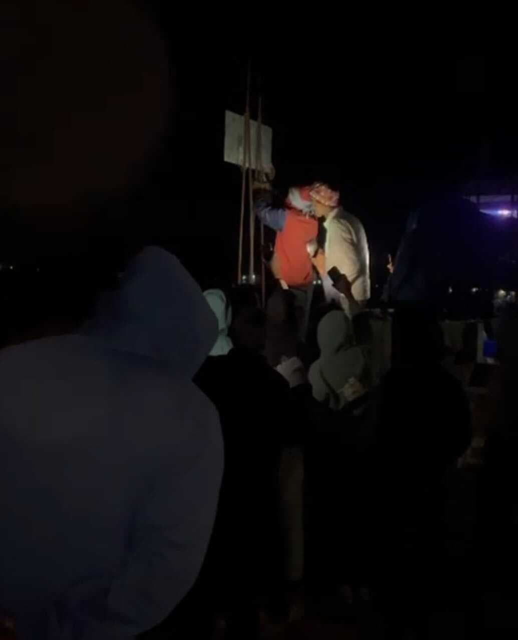 Chaibasa News : दीपासाई गांव में ''''महफूज कॉलोनी'''' के बोर्ड पर हंगामा