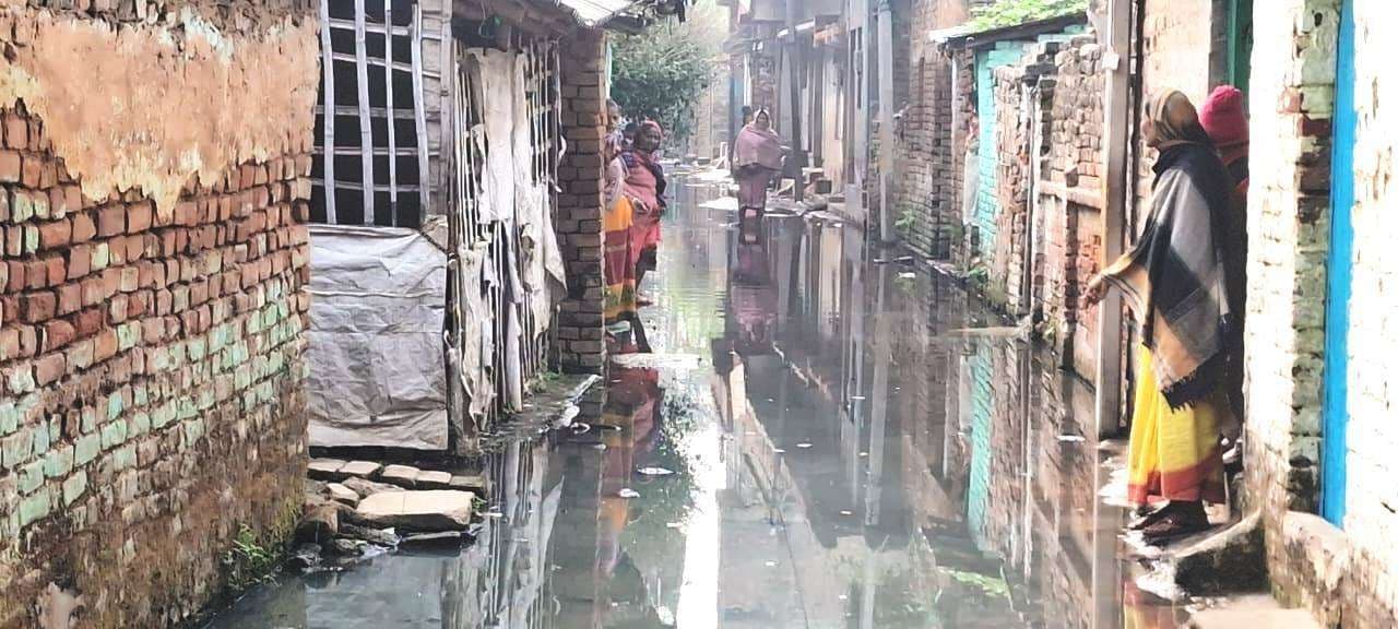 Bhagalpur news रहमतनगर में जल जमाव ने छीना लोगों का सुकून, आक्रोश