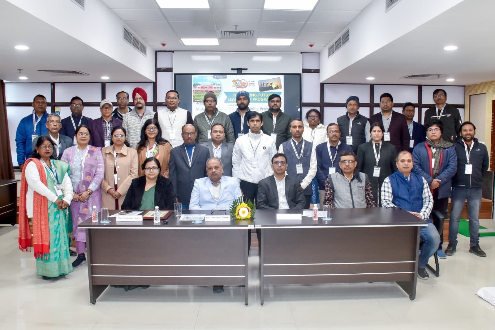 Dhanbad News: आइआइटी में नर्चरिंग फ्यूचर लीडरशिप प्रोग्राम का 8वां संस्करण शुरू