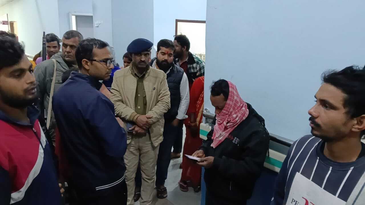 नशे में धुत ट्रैक्टर चालक ने महिला को मारी टक्कर, हालत गंभीर