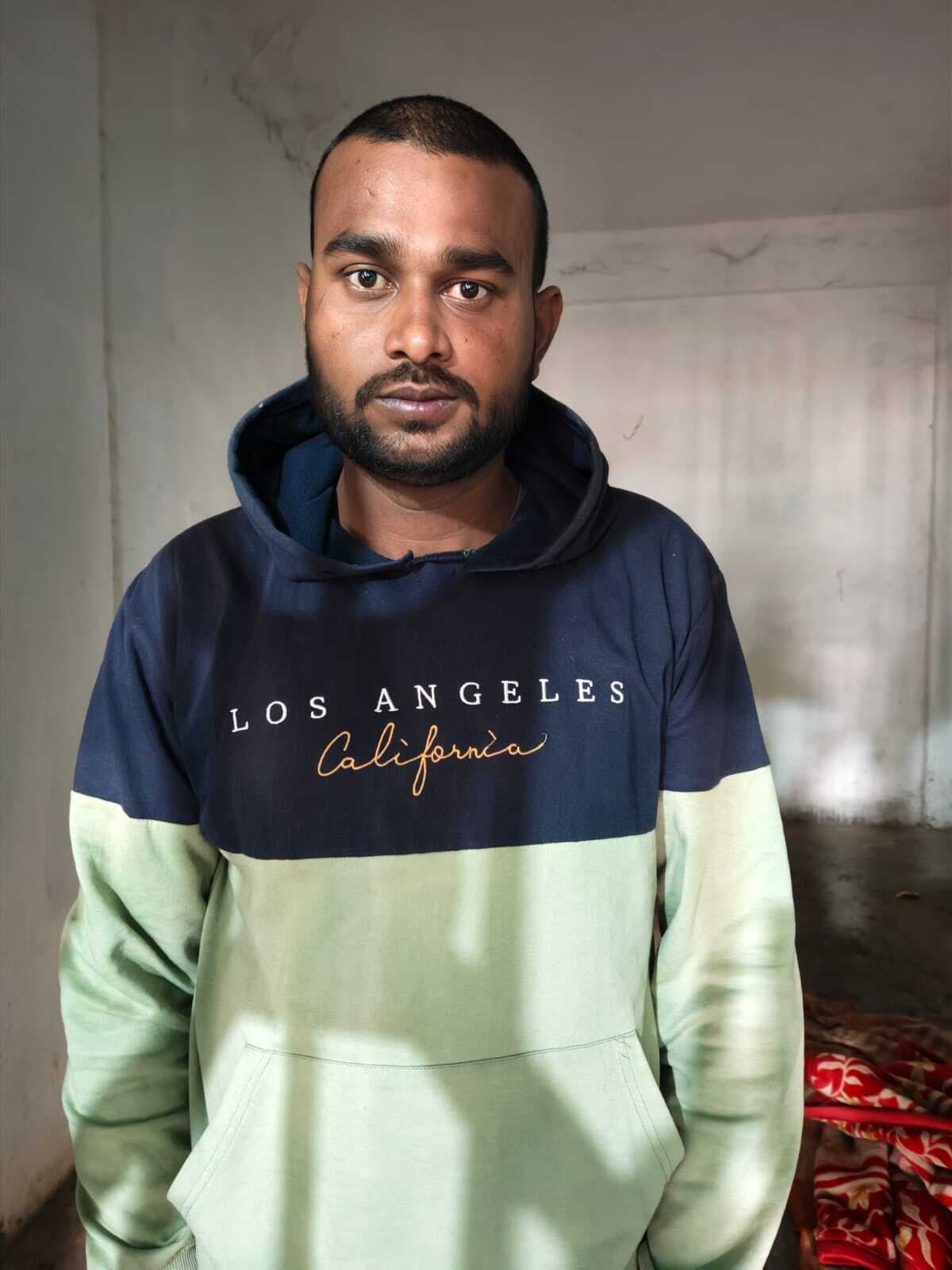 छापेमारी के दौरान अवैध हथियार के साथ दो युवक गिरफ्तार, कट्टा बरामद