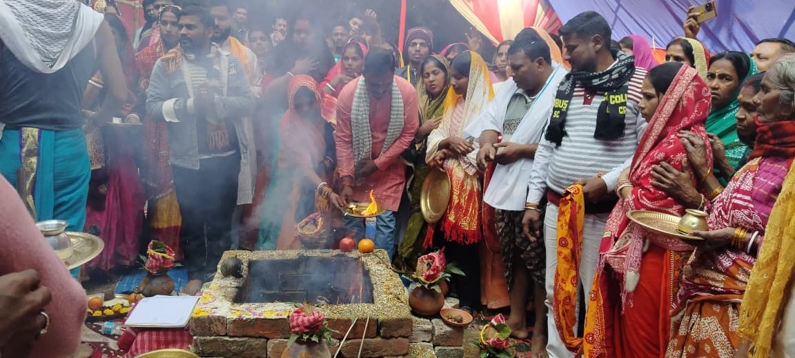 सात दिवसीय श्रीमद्भागवत कथा हवन के साथ संपन्न