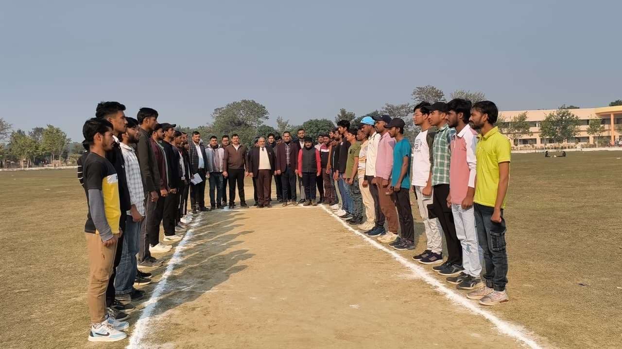 Madhubani News : कमला हाउस ने कोसी हाउस को 58 रनों से किया पराजित