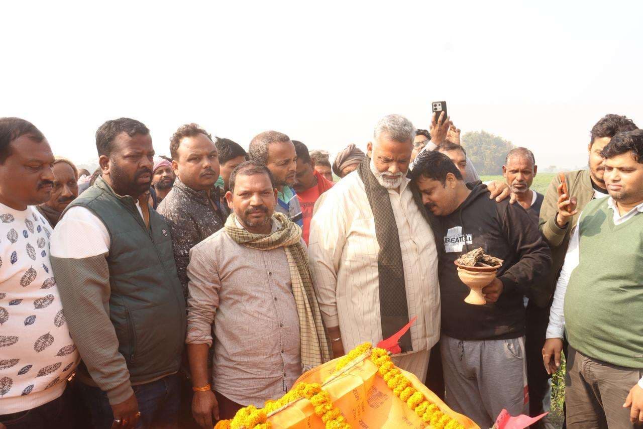 शोक संतप्त परिवारों के बीच पहुंचे सांसद, बंधाया ढ़ांढ़स