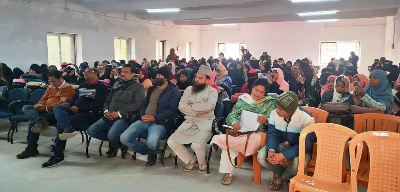 उर्दू विभाग के साहित्यिक व सांस्कृतिक प्रोग्राम में छात्राओं ने दिखाई प्रतिभा