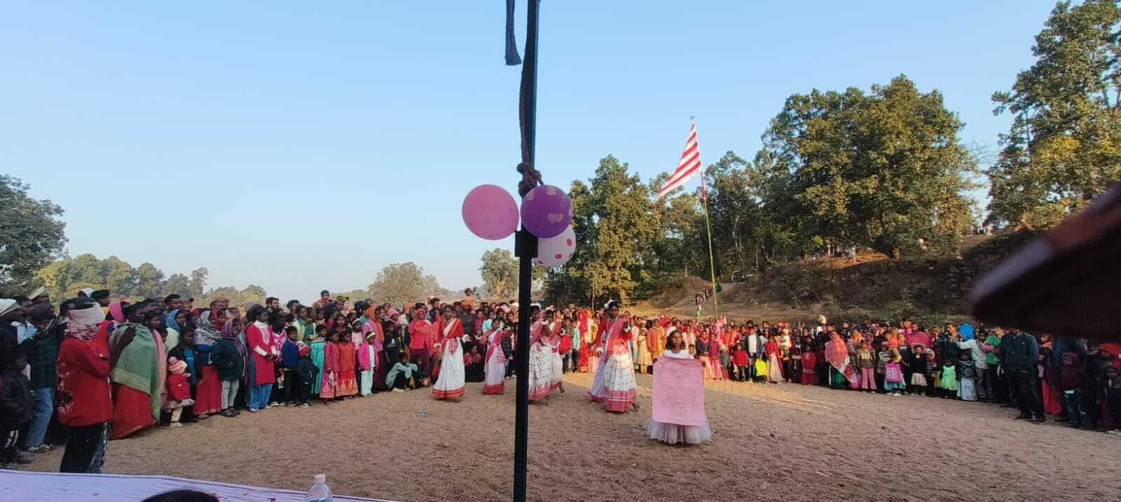 डेगाडेगी नदी तट पर लगे मेले में खोड़हा व सांस्कृतिक कार्यक्रमों की धूम