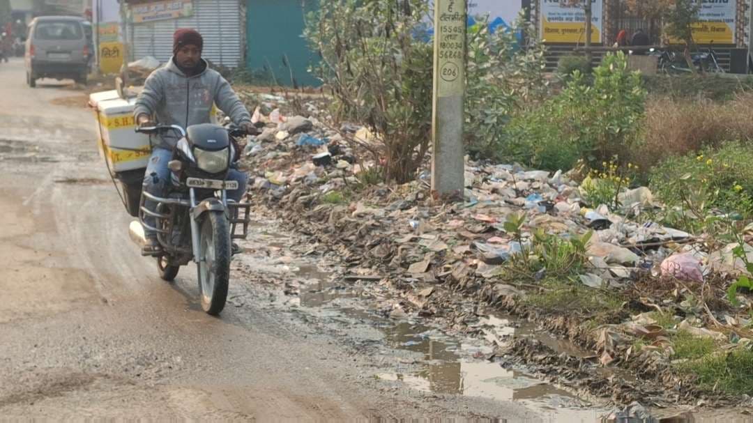 Samastipur News:स्वच्छता के नाम पर खर्च हुए 6 करोड़, फिर भी कचरे का अंबार