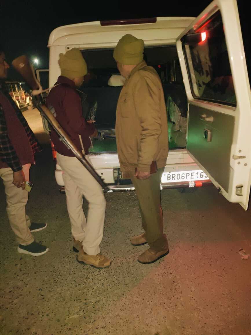 अपराध पर लगाम के लिए पुलिस चला रही गश्ती अभियान