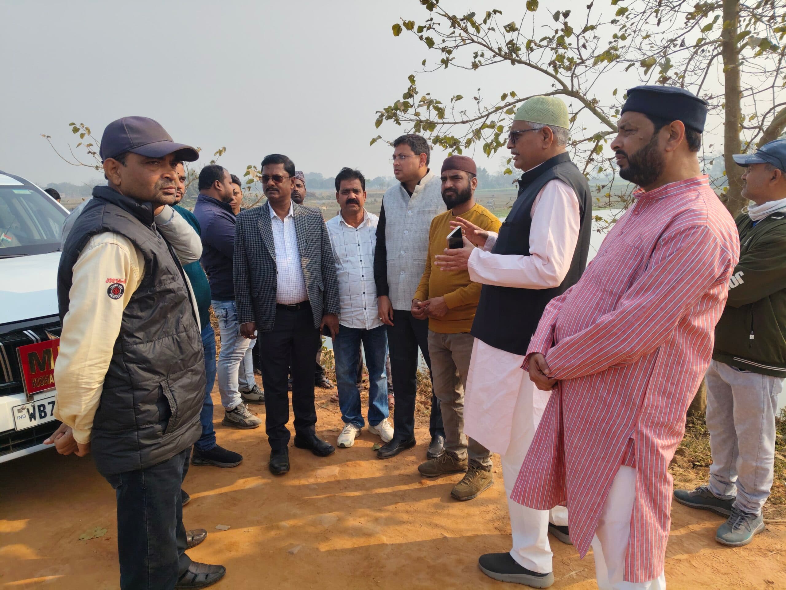 मझिया पुल निर्माण का रास्ता हुआ साफ, विधायक व नप अध्यक्ष ने कार्यस्थल का लिया जायजा