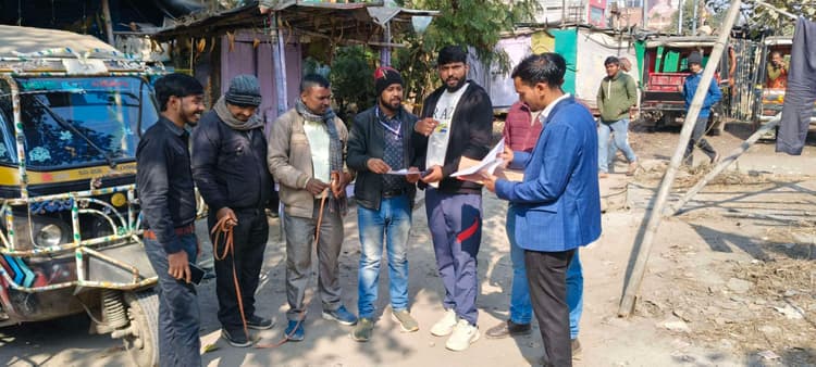 पुराने बस पड़ाव के वेंडिंग जोन में नगर निगम ने किया लेआउट