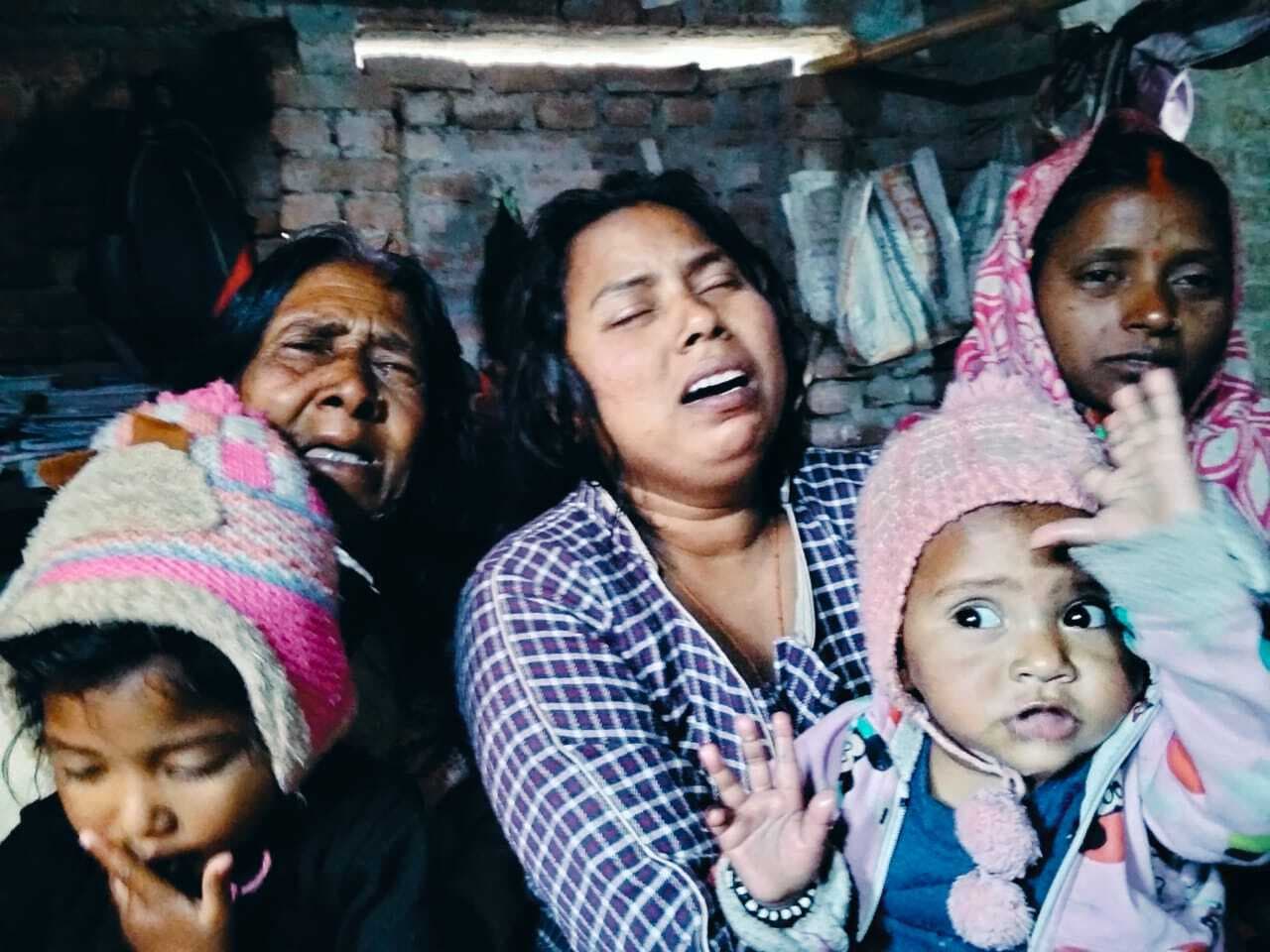 सड़क हादसे में बाइक सवार राजमिस्त्री की मौत