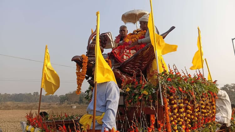 भगवान मधुसूदन की निकली अलौकिक शाही शोभायात्रा