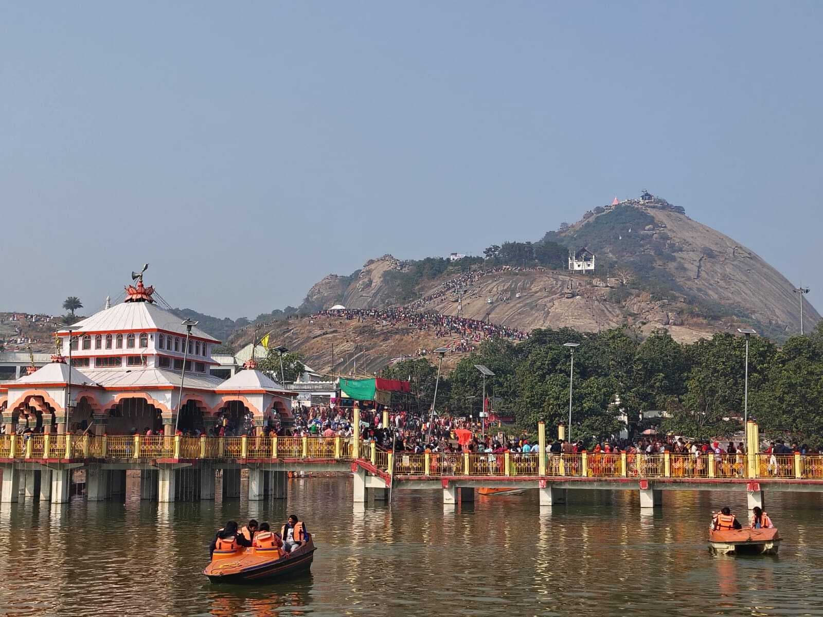 बौंसी मेला सह मंदार महोत्सव ने देखा है बैलगाड़ी से लेकर स्कॉर्पियो तक का सफर