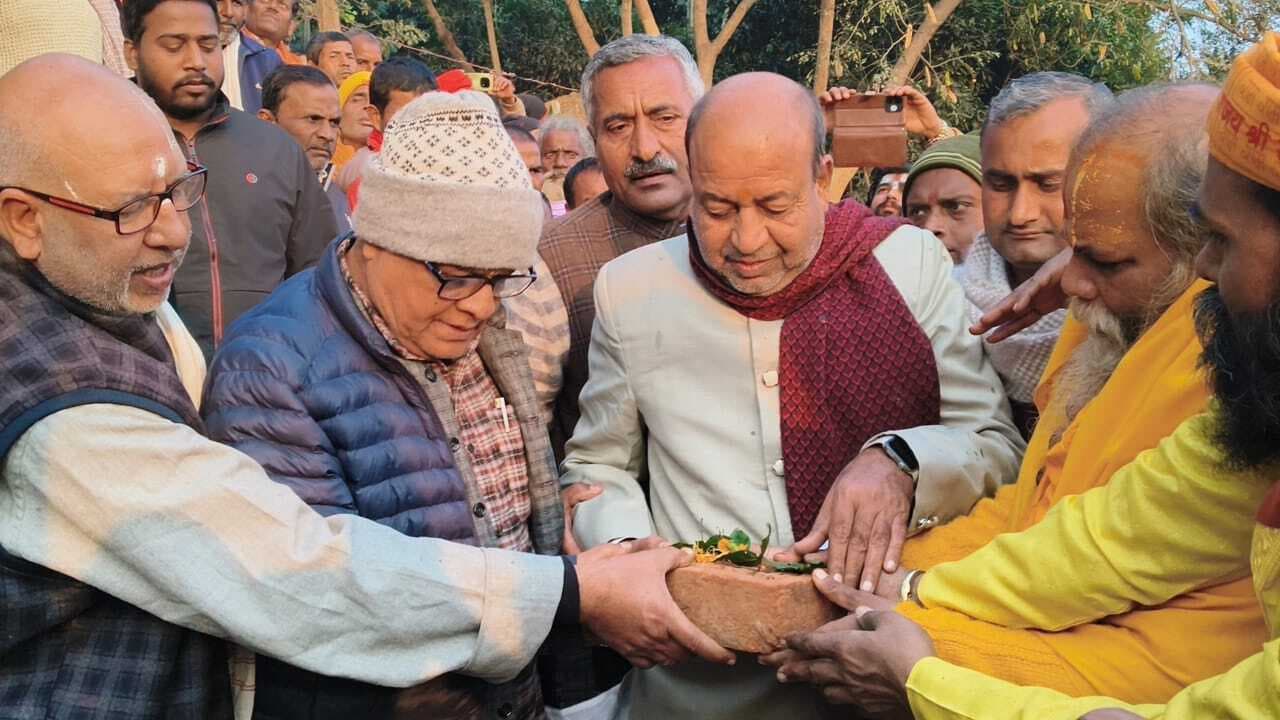 Madhubani News :फुलहर गिरिजा स्थान का होगा कायाकल्प: पर्यटन मंत्री ने ₹32 करोड़ की योजना का किया भूमि पूजन