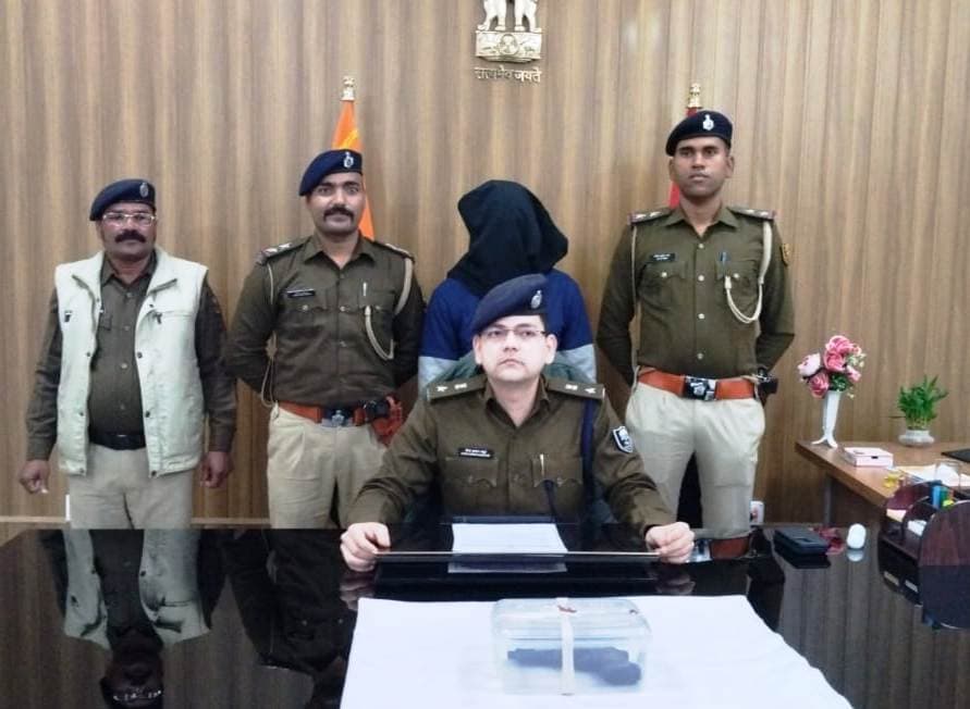 हर्ष फायरिंग का वीडियो वायरल होने पर पुलिस की दबिश, मुख्य आरोपित गिरफ्तार