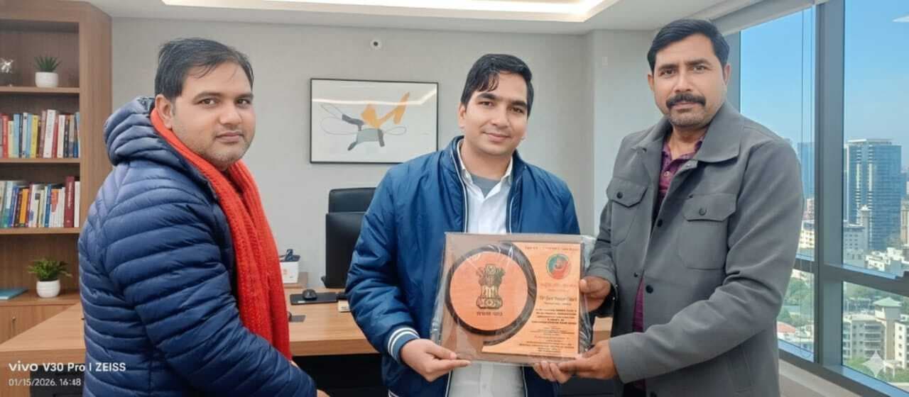 भठवां के अमित कुमार तिवारी को मिला राष्ट्रीय गौरव सम्मान