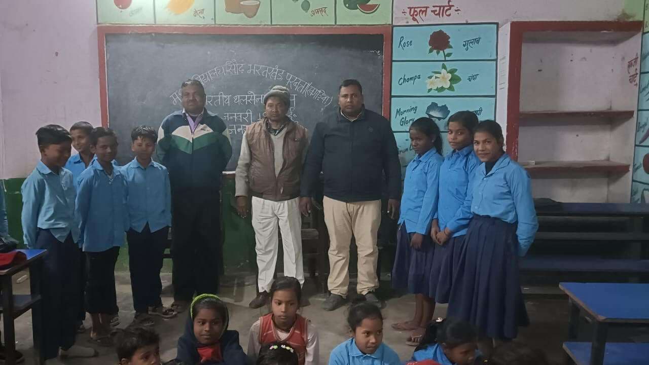 सौढ भरतखंड विद्यालय में मनाया गया थल सेना दिवस