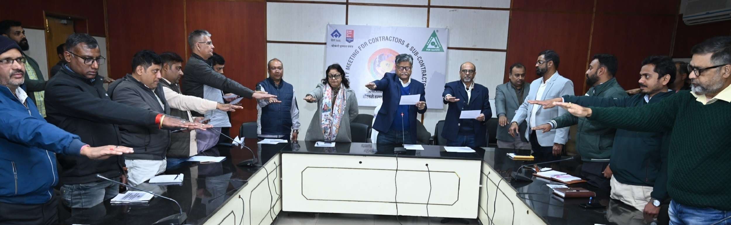 Bokaro News : कार्यस्थल पर व्यक्तिगत सुरक्षा उपकरणों का नियमित करें उपयोग : इडी