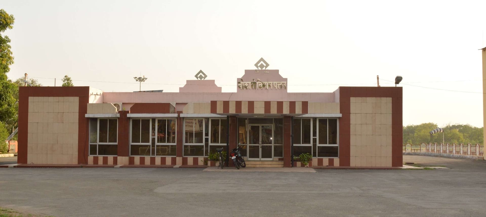 Bokaro News : बोकारो एयरपोर्ट : डीजीसीए के निर्देश का इंतजार, फिर शुरू हो जायेगी उड़ान