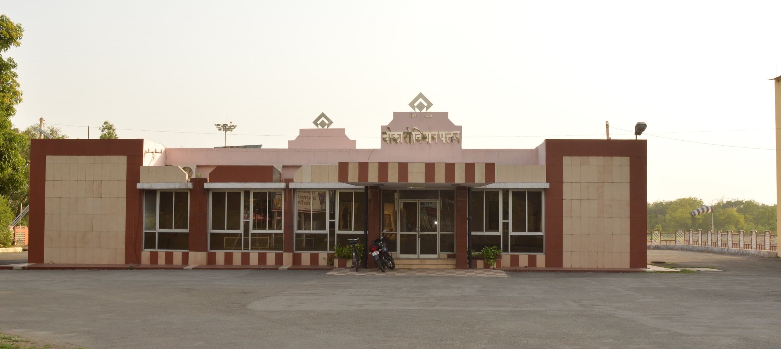 Bokaro News : बोकारो एयरपोर्ट : डीजीसीए के निर्देश का इंतजार, फिर शुरू हो जायेगी उड़ान