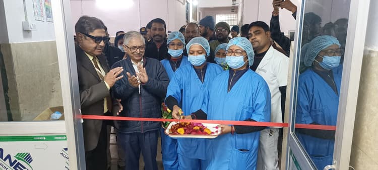 मगध मेडिकल में 14 बेडों का बर्न आइसीयू शुरू